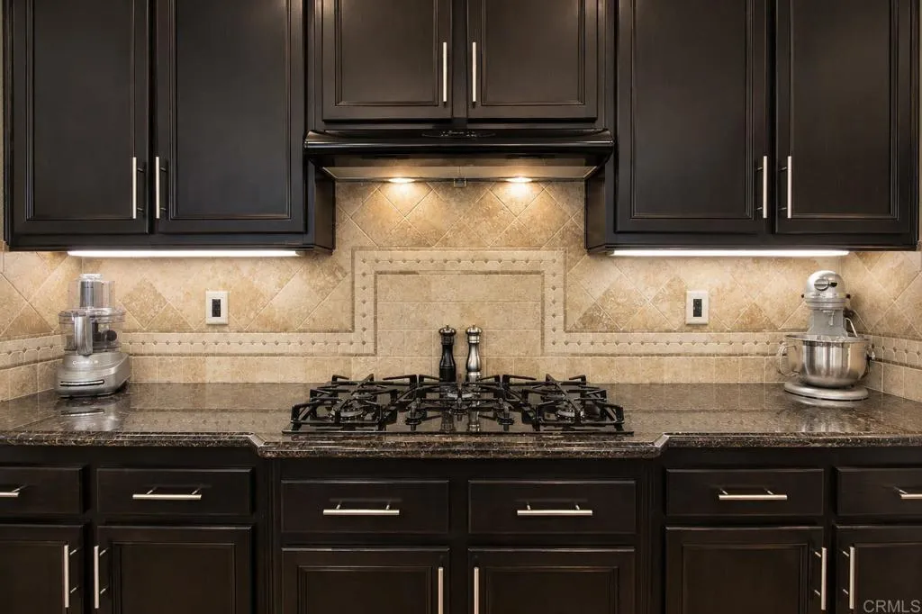 https://cdn.realtyfeed.com/cdn/127/307064826/6ee9af3b4da4bf8920d3eddd0edfd87f.webp