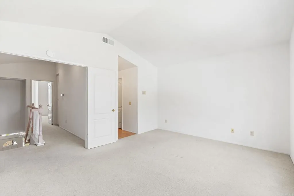 https://cdn.realtyfeed.com/cdn/127/307064830/0b5bcbe6098dff6c0d8727b881da33b9.webp