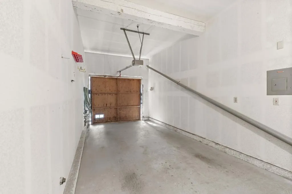 https://cdn.realtyfeed.com/cdn/127/307064830/32c882330c98e20bf556fc98c12f50a4.webp