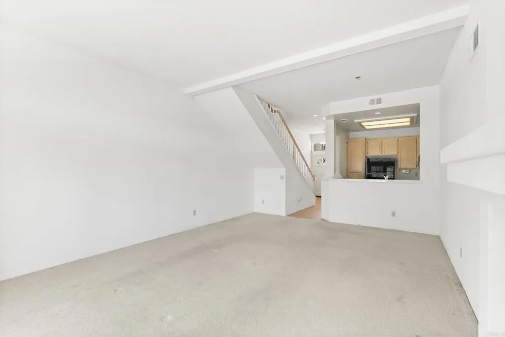 https://cdn.realtyfeed.com/cdn/127/307064830/4104791879a01a4e6c500a9104053372.webp