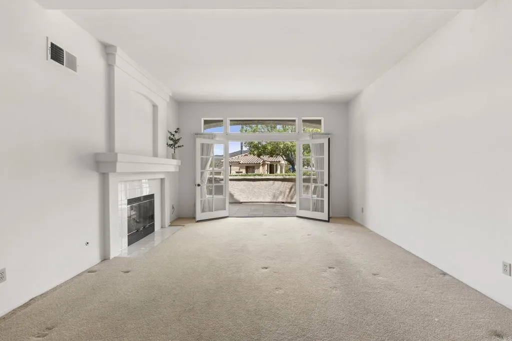 https://cdn.realtyfeed.com/cdn/127/307064830/4b15eebc3f0339bd0c4e23f30780edb0.webp