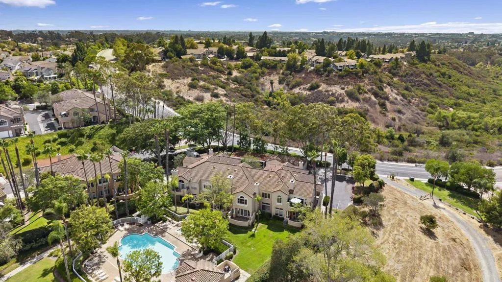 https://cdn.realtyfeed.com/cdn/127/307064830/ab244697f2731cb2ab7fe4d4a8e1f582.webp