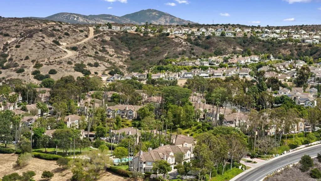 https://cdn.realtyfeed.com/cdn/127/307064830/ee77f0c1addb8eb30f8489345cb4af80.webp