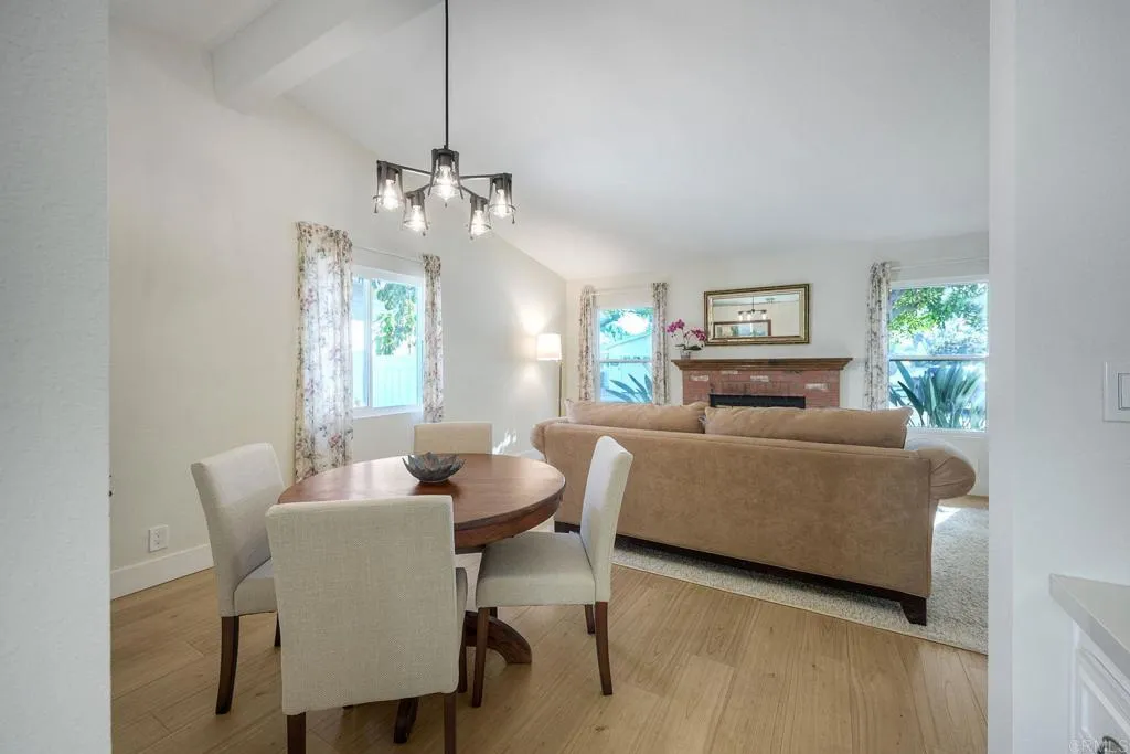 https://cdn.realtyfeed.com/cdn/127/307064836/6692003a303c341bf8fbc7589031f33c.webp