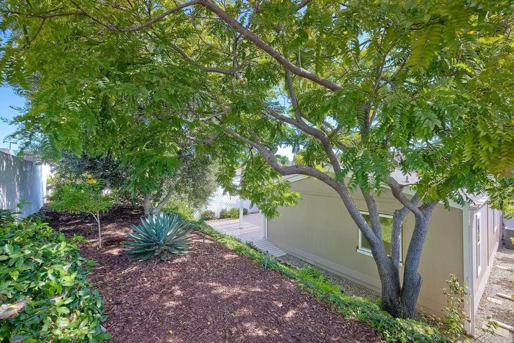 https://cdn.realtyfeed.com/cdn/127/307064836/92cd0927b8502df252cac4777e8210a3.webp