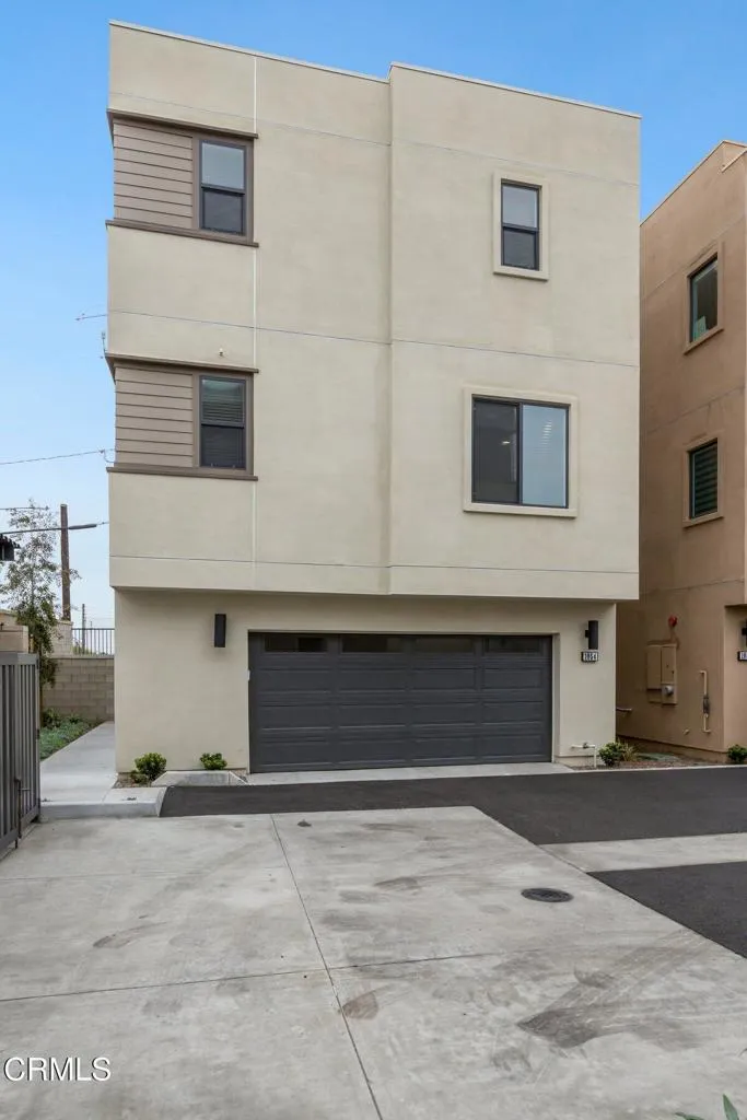 1054 Canal Street