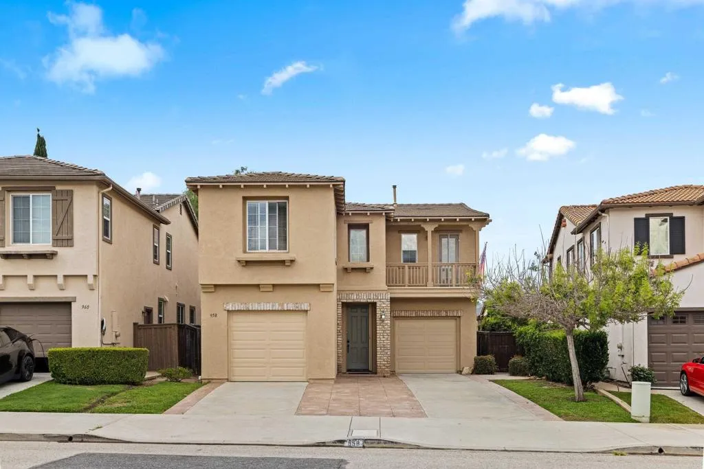 958 Avalon Way, San Marcos, CA 92078 - Photo 3 of 32, San Marcos, CA