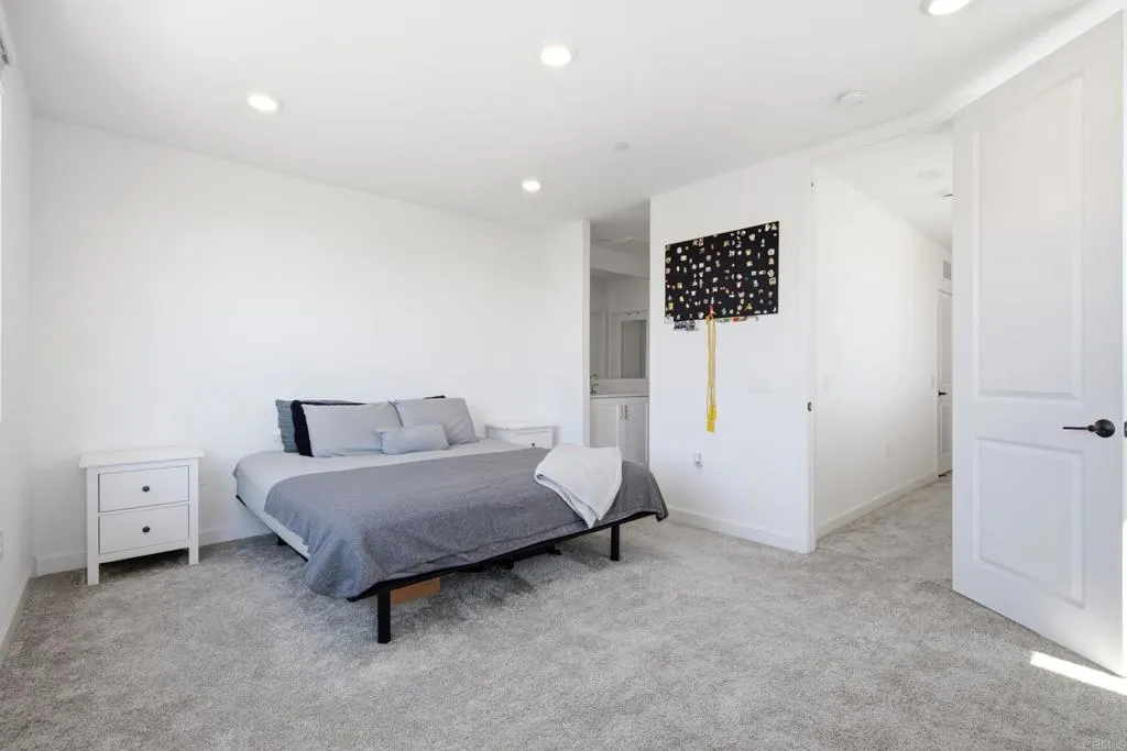 https://cdn.realtyfeed.com/cdn/127/307064944/20a21d7f6ab0d145bfe0312e045e4270.webp