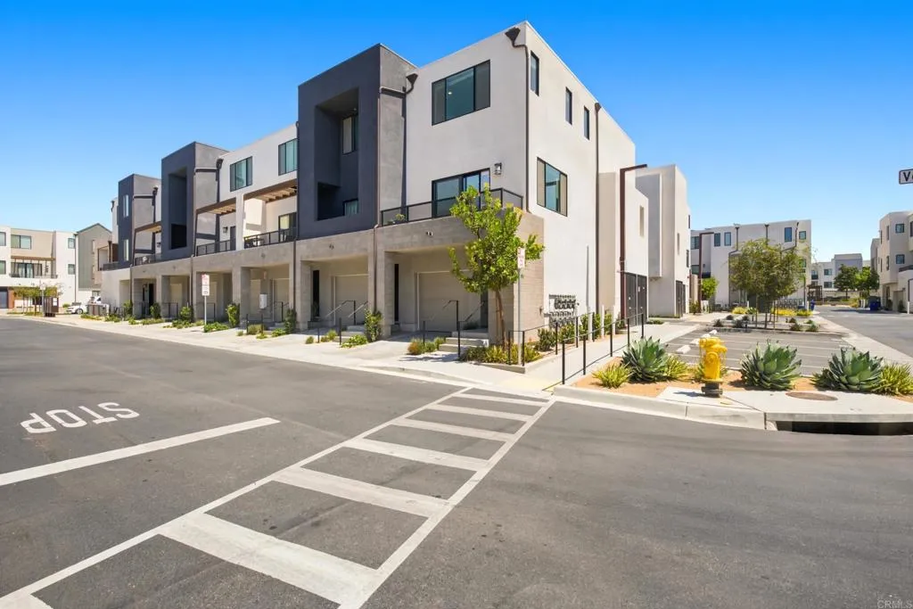 https://cdn.realtyfeed.com/cdn/127/307064944/9660f63827a425a65f6909a9add17080.webp