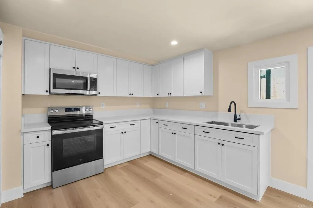 https://cdn.realtyfeed.com/cdn/127/307064985/2396d4f47744a1fa9cf8493da9c55781.webp