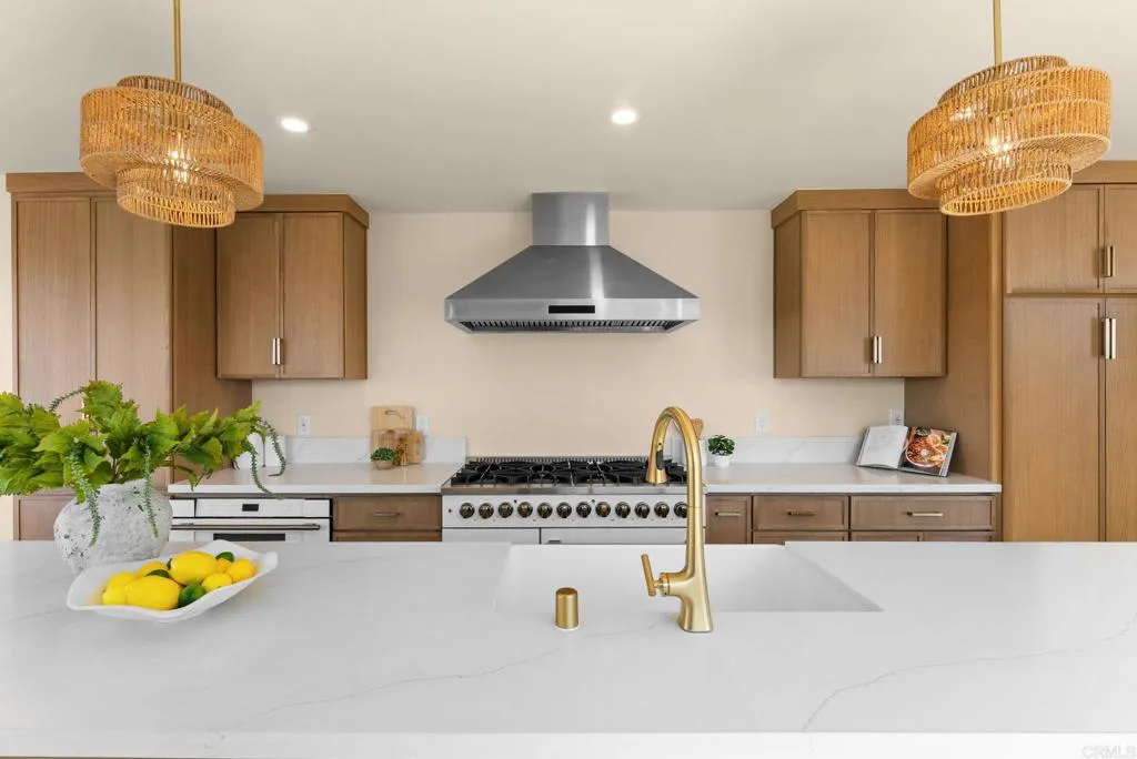 https://cdn.realtyfeed.com/cdn/127/307064985/5ff61e1cb40638f1bf8e0bfabd45e1e2.webp