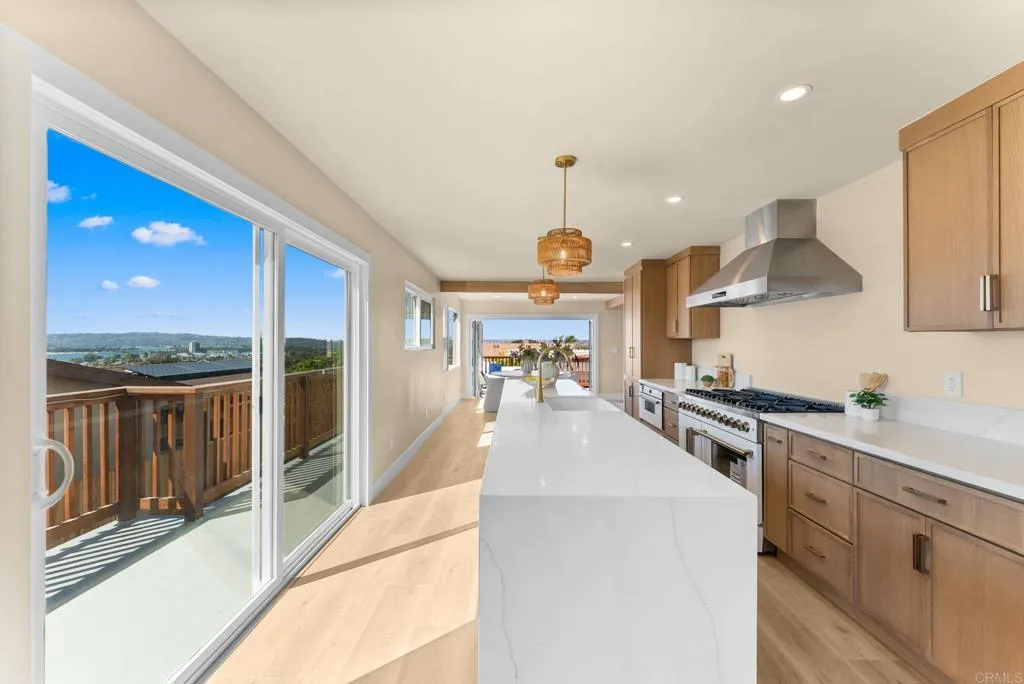 https://cdn.realtyfeed.com/cdn/127/307064985/c377f769aac9bc9428aac4f9cb681e8d.webp