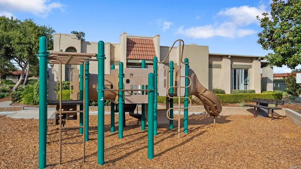 https://cdn.realtyfeed.com/cdn/127/307065008/be8a6074cc41fdfc78bdb85b05bee3b5.webp