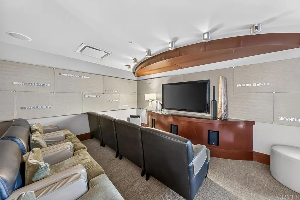 https://cdn.realtyfeed.com/cdn/127/307065009/00e6322ba03ffffed079916584d7e888.webp