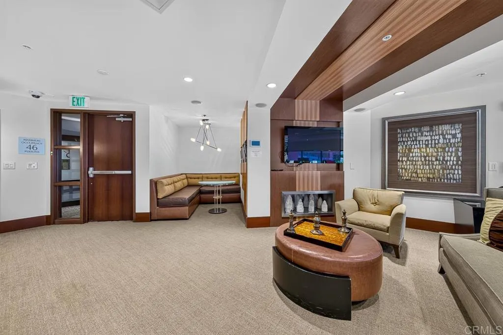 https://cdn.realtyfeed.com/cdn/127/307065009/3aa3374117a248285aaeb4d73f981ad6.webp