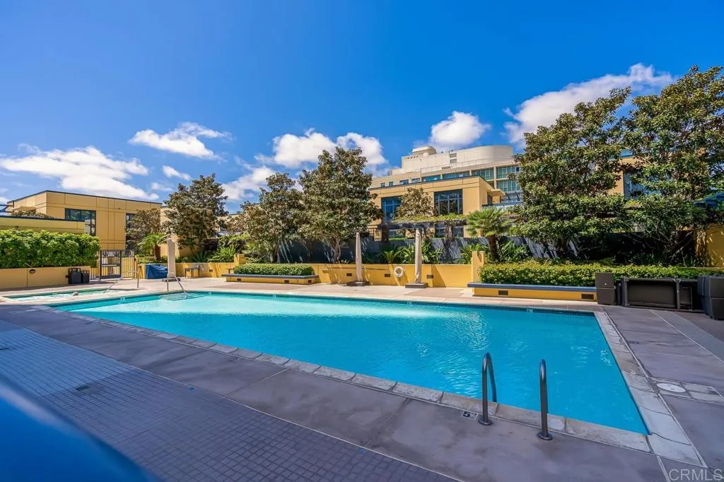 https://cdn.realtyfeed.com/cdn/127/307065009/53561f58892fbd04a8a3c72752450724.webp