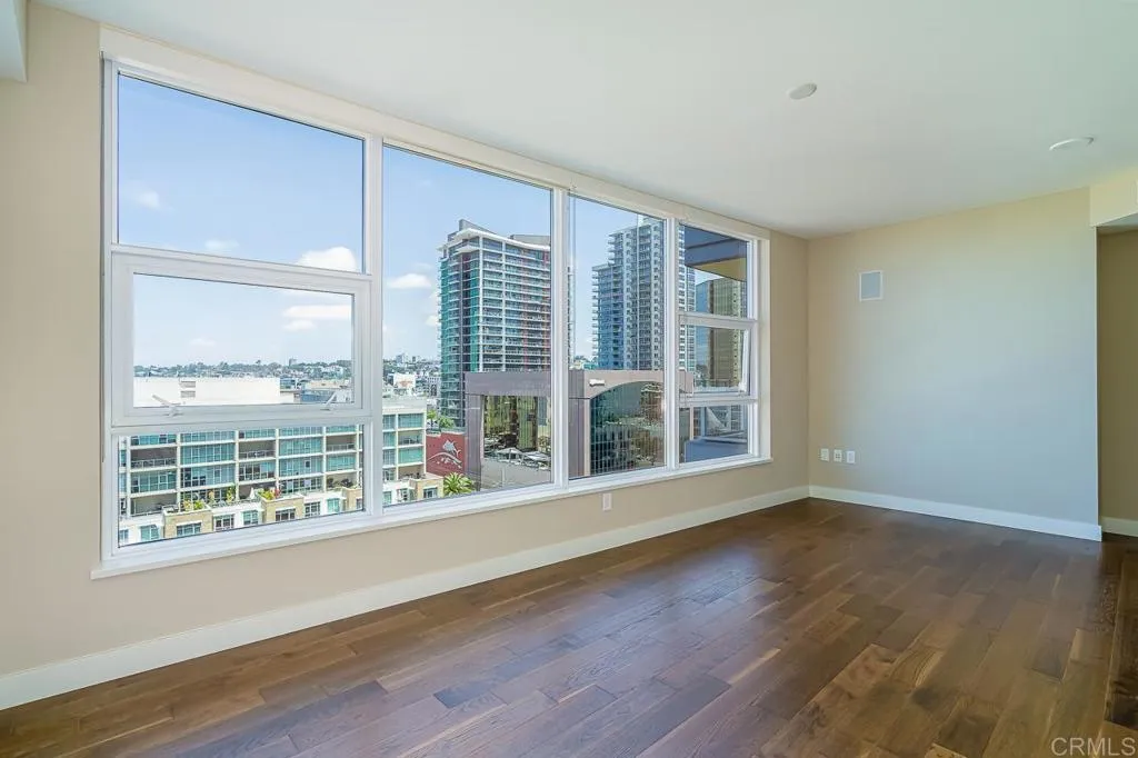 https://cdn.realtyfeed.com/cdn/127/307065009/8eed25786b830313a604a68efb94dbfd.webp