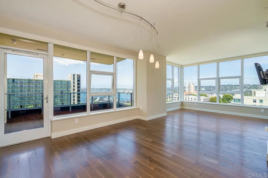 https://cdn.realtyfeed.com/cdn/127/307065009/a21234c32a8cf658f2ff83f3136714e1.webp
