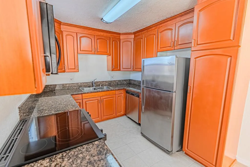https://cdn.realtyfeed.com/cdn/127/307065057/e75ac890592dde856c17da7eb929192a.webp