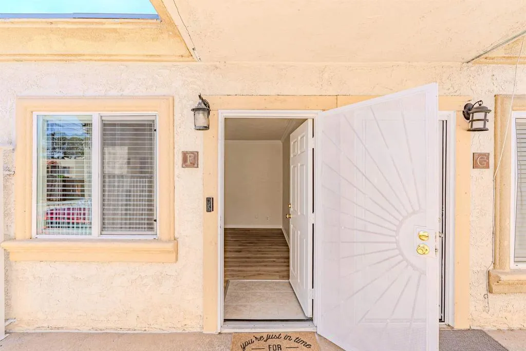 1085 12th St Unit F, Imperial Beach, CA 91932 - Photo 4 of 20, Imperial Beach, CA