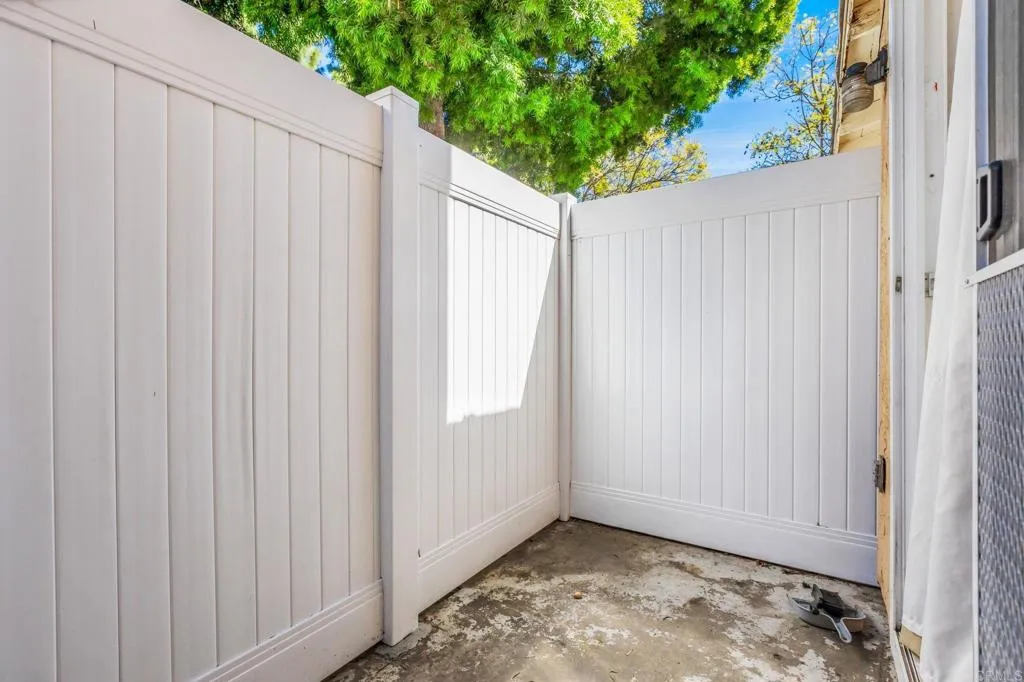 https://cdn.realtyfeed.com/cdn/127/307065155/d037c36168a3101e4c7db6f79606d26b.webp