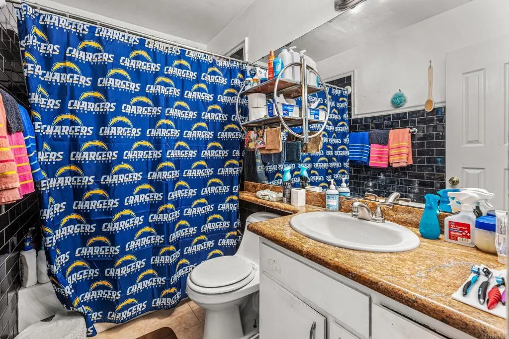 https://cdn.realtyfeed.com/cdn/127/307065155/d30c21b36cb69ea5126cb02c73a817f1.webp