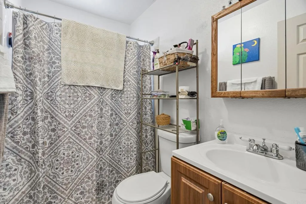 https://cdn.realtyfeed.com/cdn/127/307065159/0f5f5181c469e811f8e47bd688b41b4d.webp
