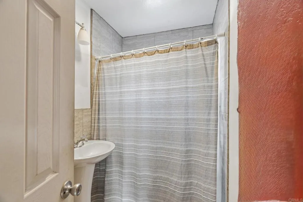 https://cdn.realtyfeed.com/cdn/127/307065159/e2710286c93ee0abdde2c19f425da6e9.webp
