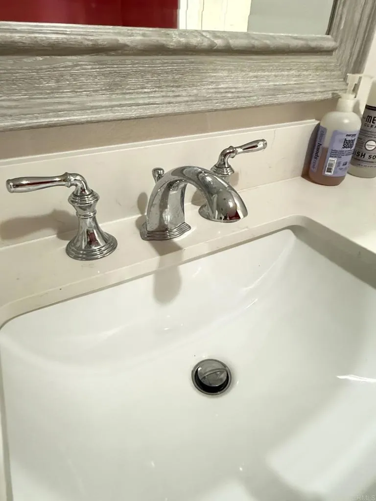 https://cdn.realtyfeed.com/cdn/127/307065186/6b106432e1243557412c89e9d134e7c8.webp
