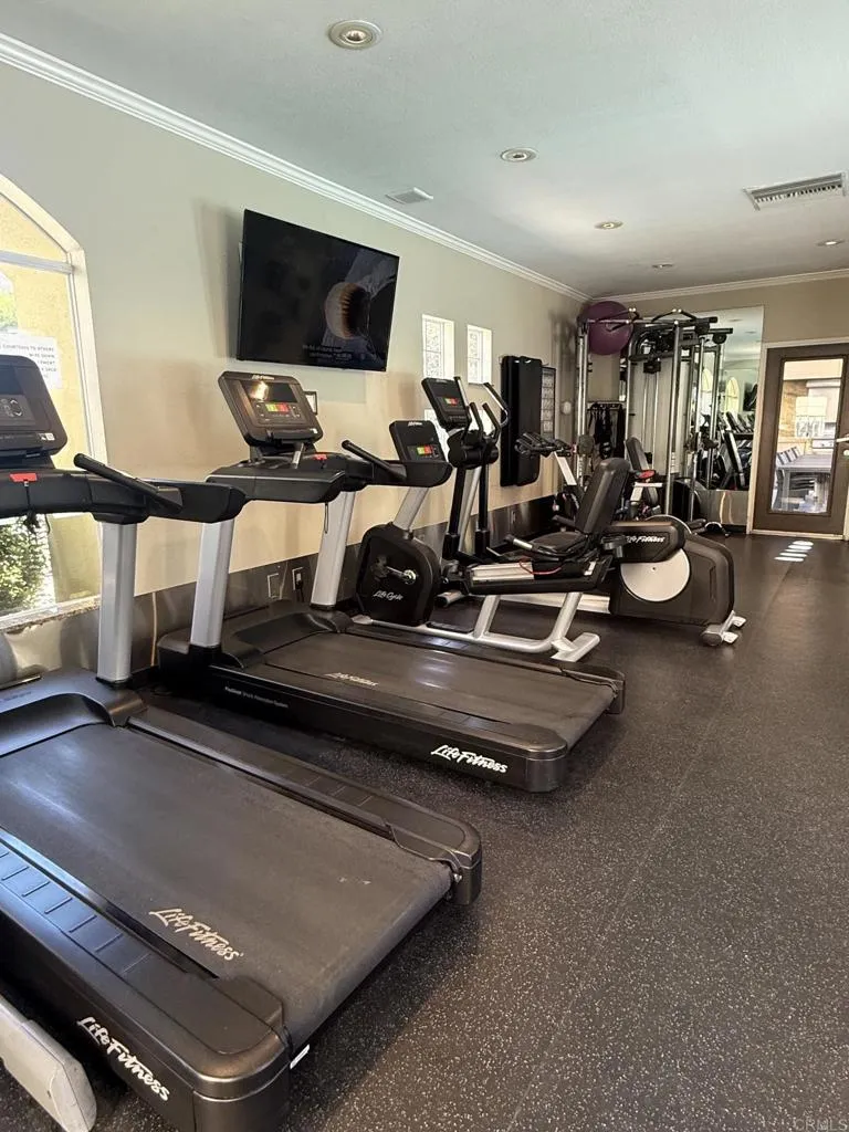 https://cdn.realtyfeed.com/cdn/127/307065186/fb9ea2bf52426089e064632bbe2f51f3.webp