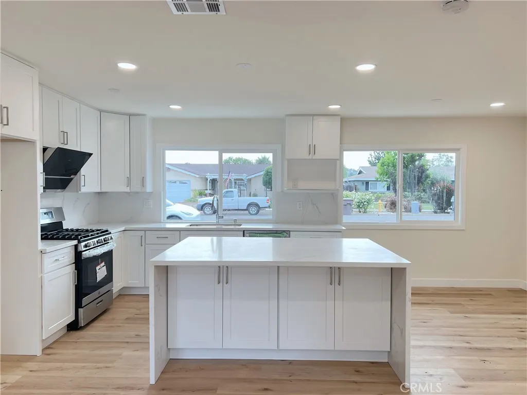 Yorba Linda, CA 92886