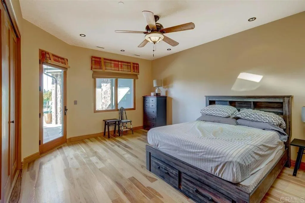 https://cdn.realtyfeed.com/cdn/127/307065305/11c3752b1e442a7db505f11b9af60b59.webp