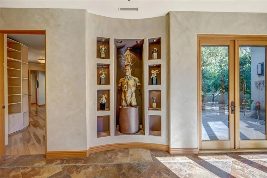 https://cdn.realtyfeed.com/cdn/127/307065305/2a95173cc66c5d912e75a42fe0b5e9f4.webp