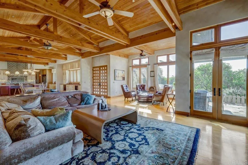 https://cdn.realtyfeed.com/cdn/127/307065305/db0fb441273a879e56a8ba96fc74816d.webp