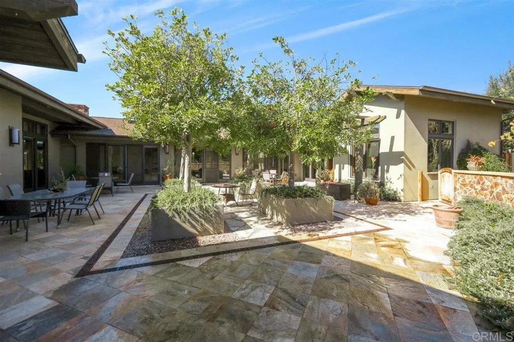 https://cdn.realtyfeed.com/cdn/127/307065305/dbbd668525526607c7623c6de583ecb4.webp