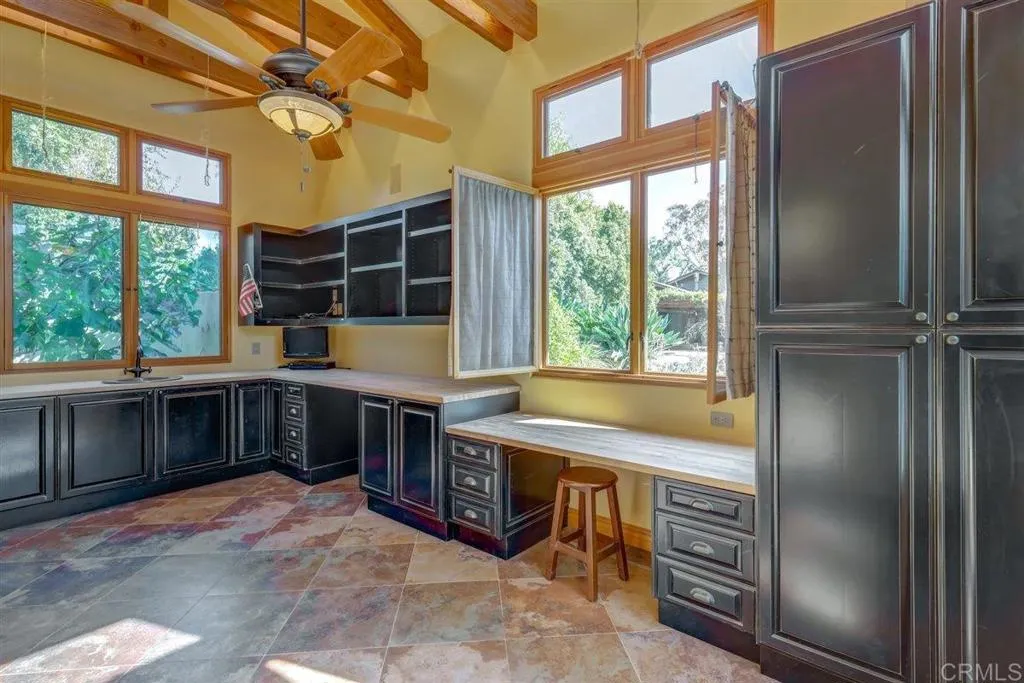 https://cdn.realtyfeed.com/cdn/127/307065305/f1e4ba9637159aa8cf9da2374dc84dec.webp