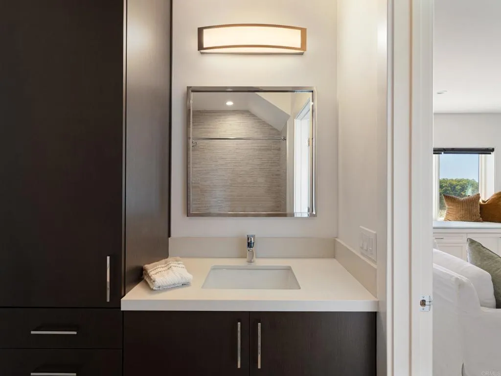 https://cdn.realtyfeed.com/cdn/127/307065307/1076abe53fc51668ff2128aaf045932d.webp