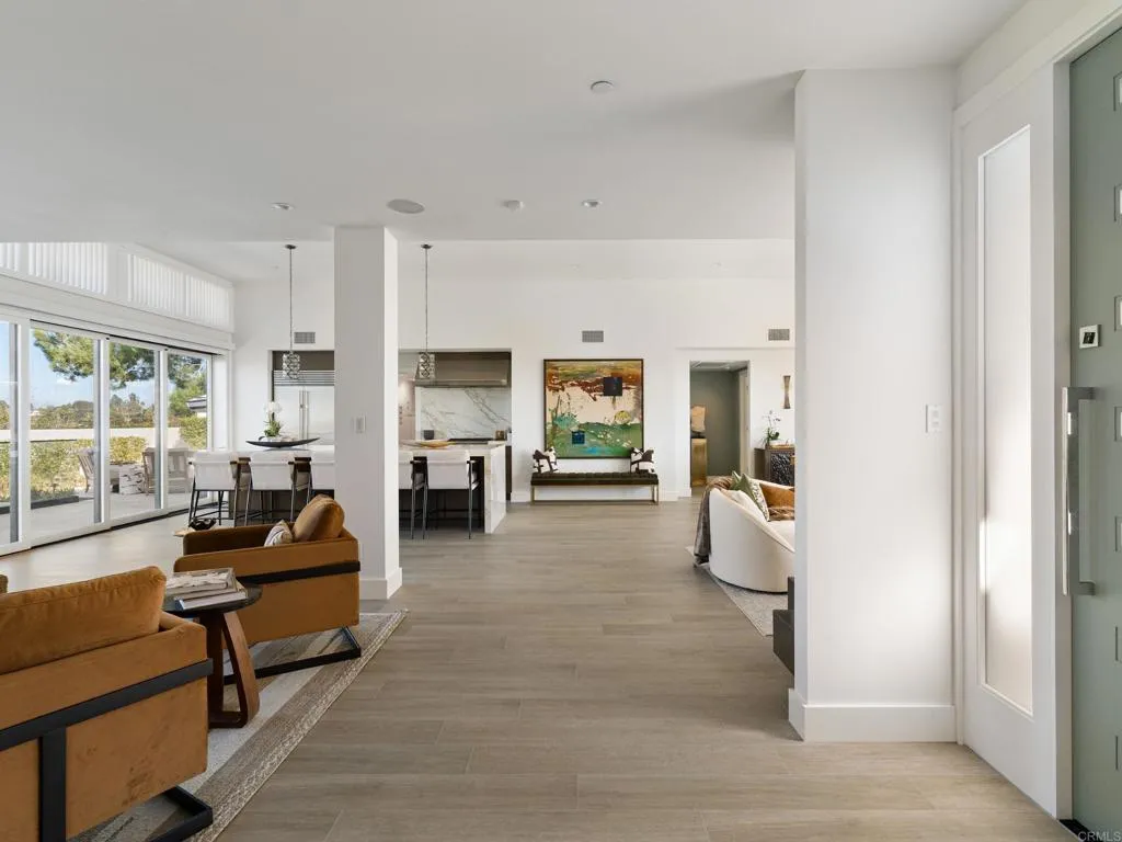 https://cdn.realtyfeed.com/cdn/127/307065307/5991882d319294bd0eba845453caa2c4.webp