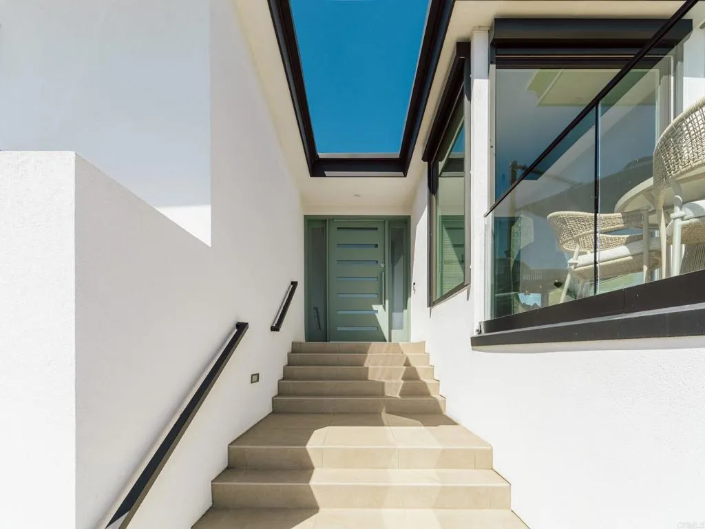 https://cdn.realtyfeed.com/cdn/127/307065307/7a8617be24f3d77c6b1f64b779068f59.webp