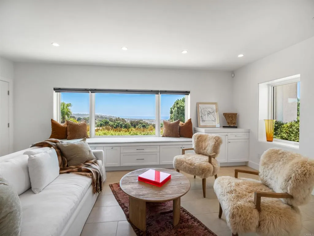 https://cdn.realtyfeed.com/cdn/127/307065307/bffe721a6f3aef65f881f3e44186264a.webp