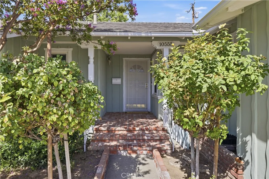 Granada Hills, CA 91344