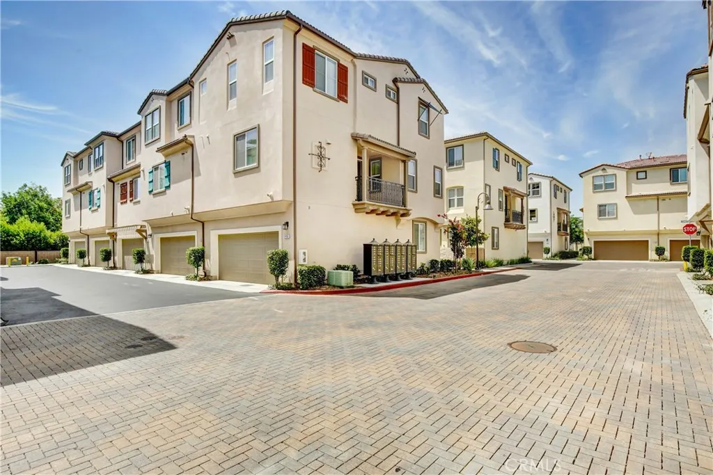 Eastvale, CA 91752