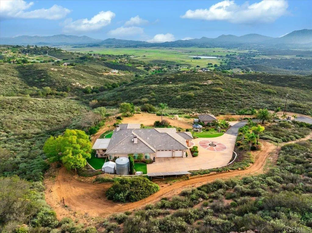 https://cdn.realtyfeed.com/cdn/127/307065414/575743586c53bec081878f7ac071b8c9.webp
