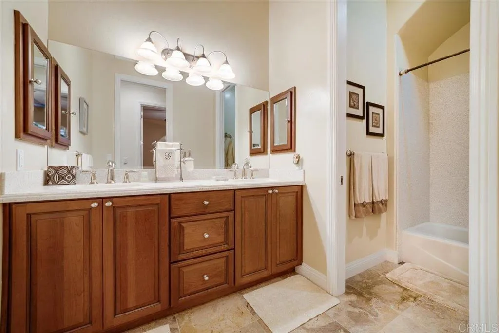 https://cdn.realtyfeed.com/cdn/127/307065414/5dc51de598a77d0d9cff956ba563934f.webp
