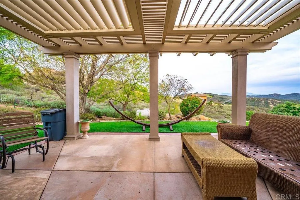 https://cdn.realtyfeed.com/cdn/127/307065414/863246865768d92cbccdf3405c9159ff.webp