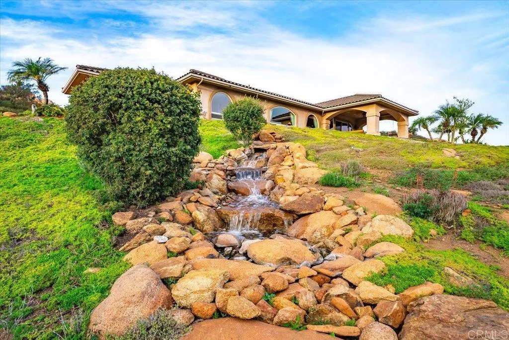 https://cdn.realtyfeed.com/cdn/127/307065414/d7e96532844a2771df9c82e2579453d8.webp