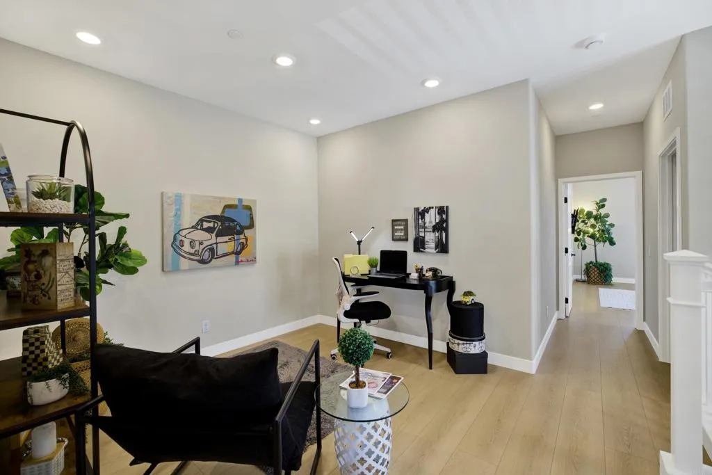 https://cdn.realtyfeed.com/cdn/127/307065417/2eb1bcb952909de5ba610519c243b6a4.webp