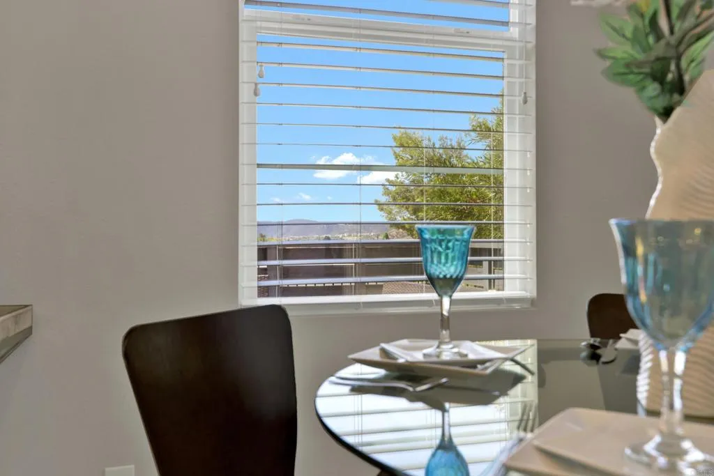 https://cdn.realtyfeed.com/cdn/127/307065417/35ac46859714e93a83ea668298173f1a.webp