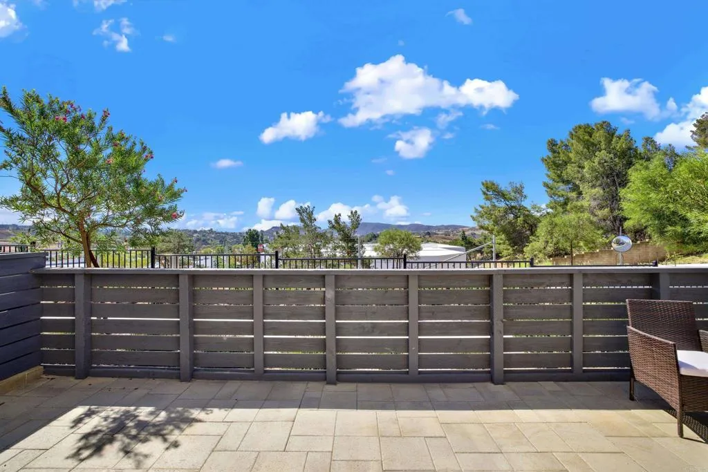 https://cdn.realtyfeed.com/cdn/127/307065417/81f5b58dbca8a0672de16bd7963fe19f.webp