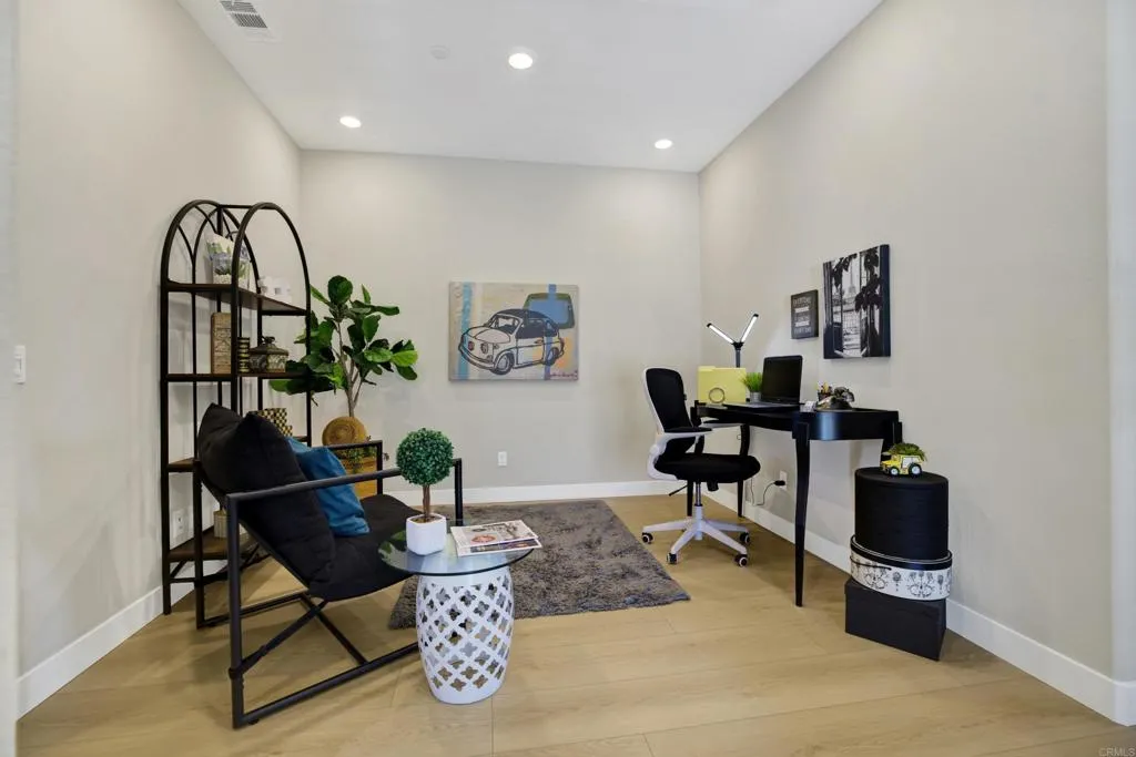 https://cdn.realtyfeed.com/cdn/127/307065417/97a6ddbd40b15f23f6a539ed3976c566.webp